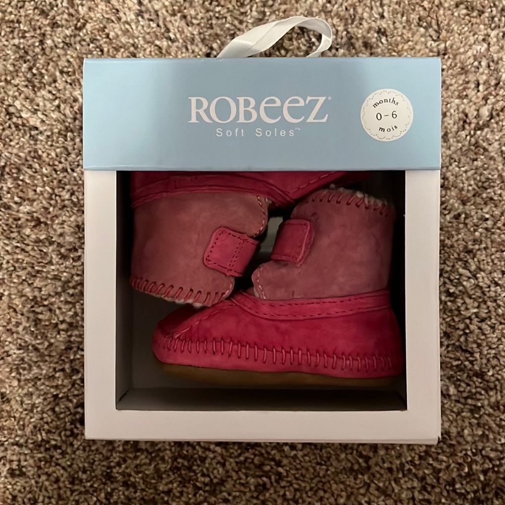5 for $20 NWT Robeez Pink Boots 0-6 months